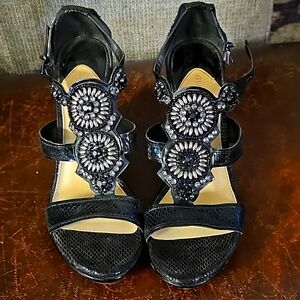 Gianni bini wedge sandals